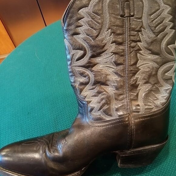 Men's Black Leather Upper Laredo Cowboy Boots 68450 - 11.5 D - Picture 2 of 3